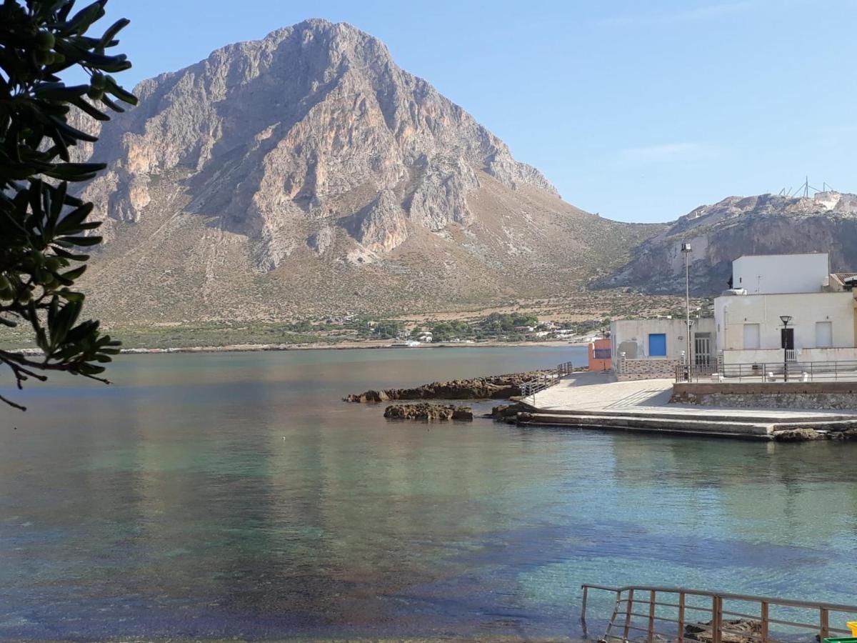Casa Vacanza Tra Cielo E Mare Custonaci Bagian luar foto