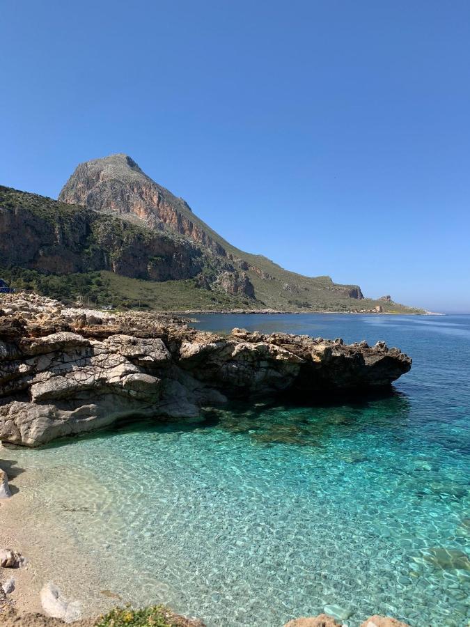 Casa Vacanza Tra Cielo E Mare Custonaci Bagian luar foto