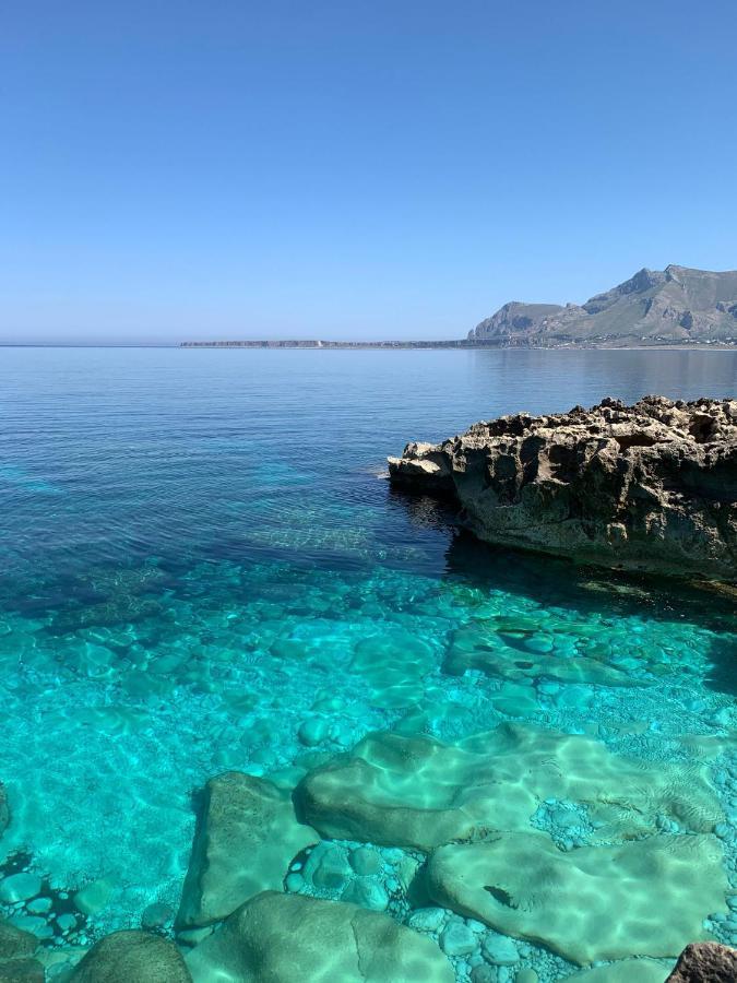 Casa Vacanza Tra Cielo E Mare Custonaci Bagian luar foto